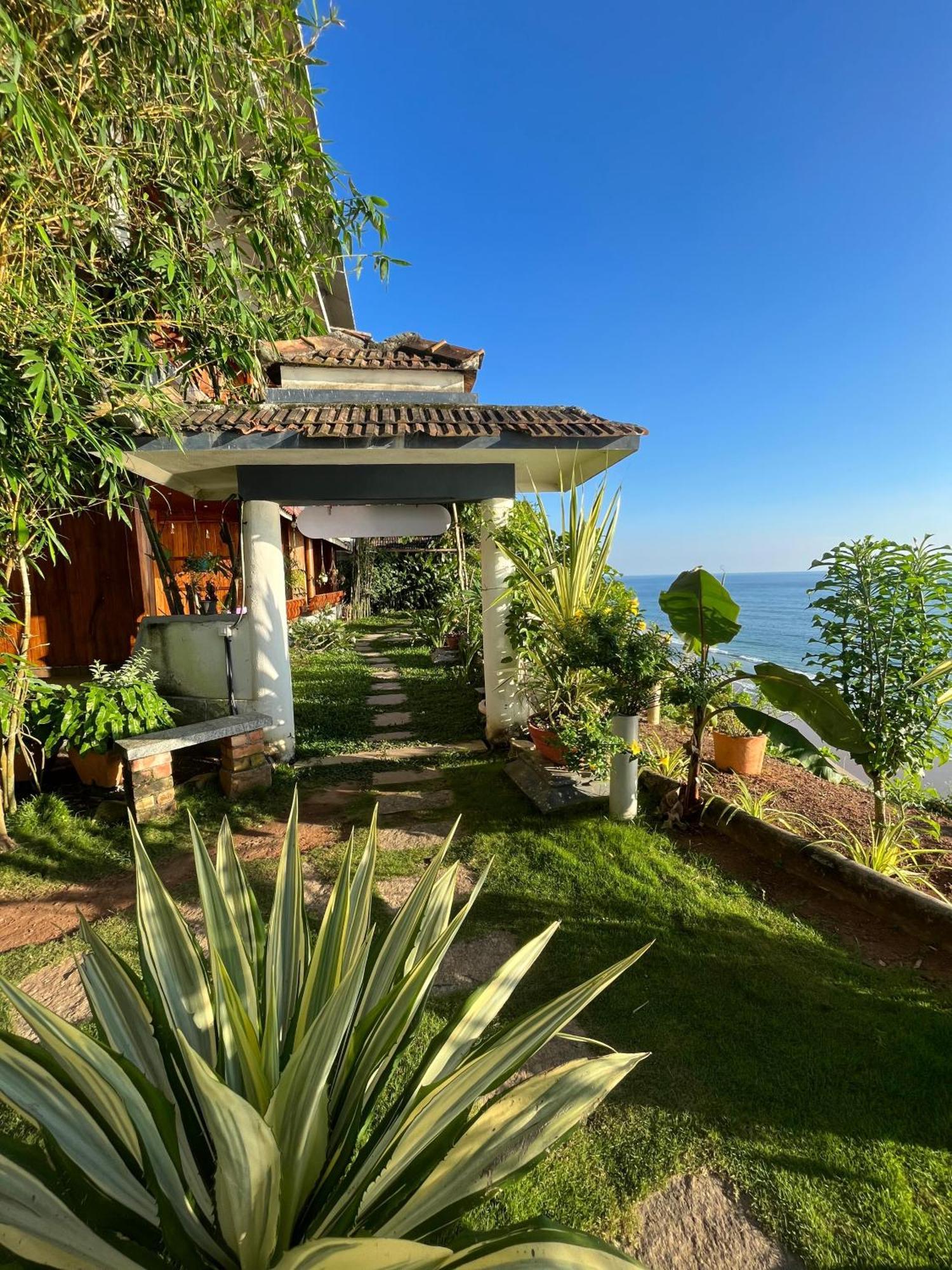 Casablanca Varkala Exterior photo